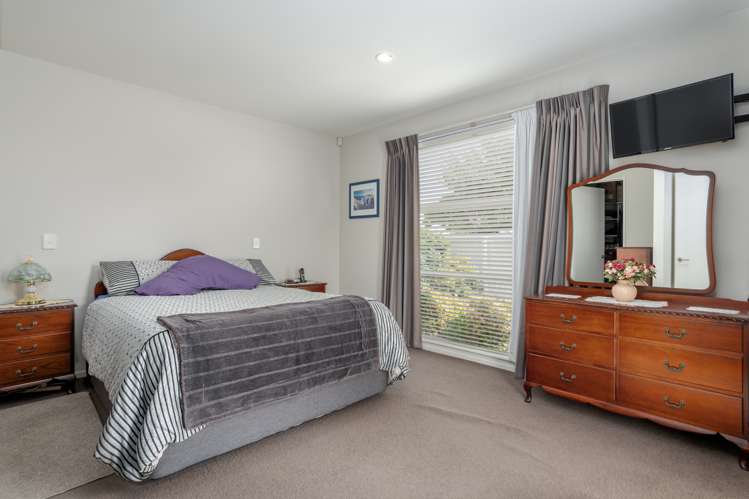 19 Millesimes Way Yaldhurst_8