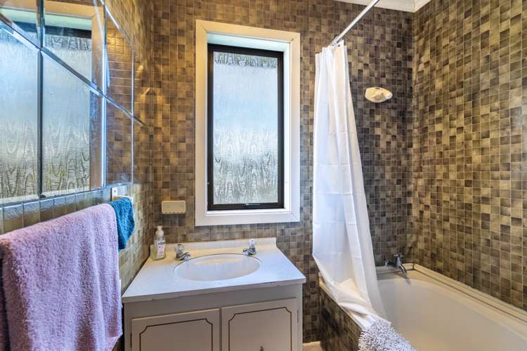 69 Stobo Street Grasmere_9