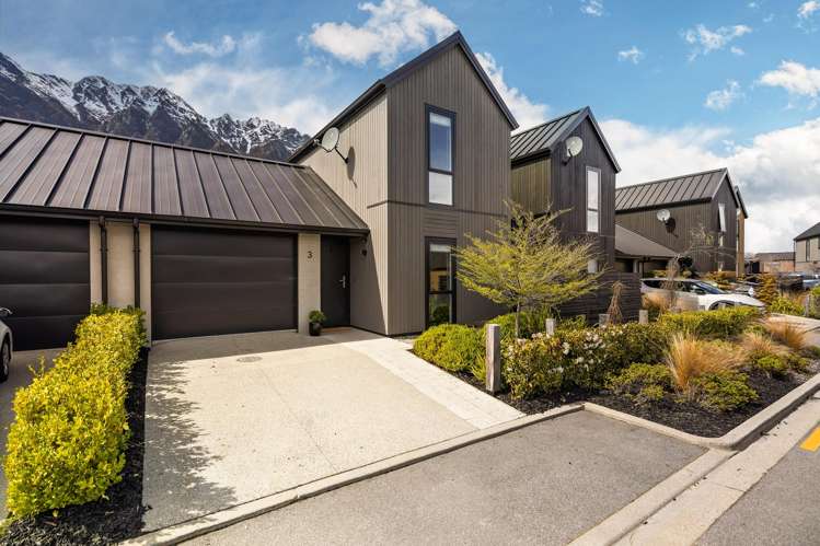 3 Mulholland Drive Jacks Point_23