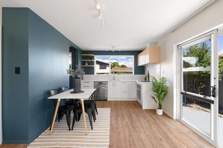 A/18 Sawtell Place_0