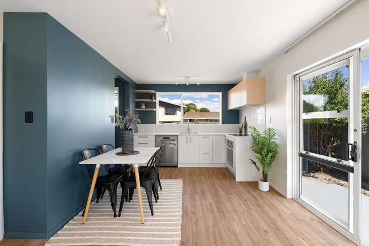 A/18 Sawtell Place_0