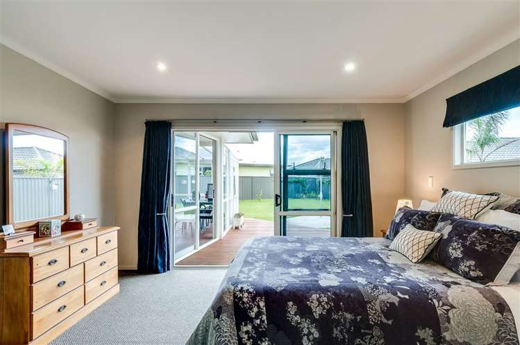 17 Palliser Place Poraiti_11