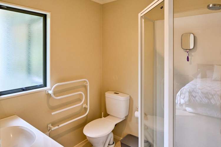 26a Kirton Drive Riverstone Terraces_13