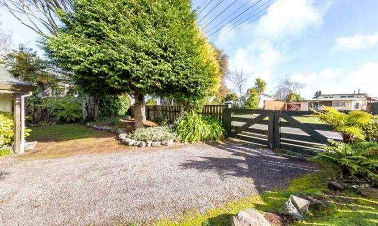 15b Te Hatepe Avenue Taupo_14