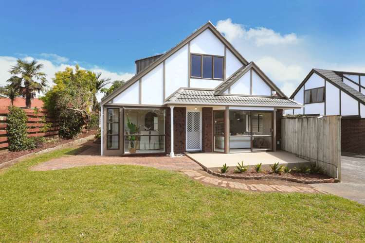 2/14 Galloway Crescent Farm Cove_9