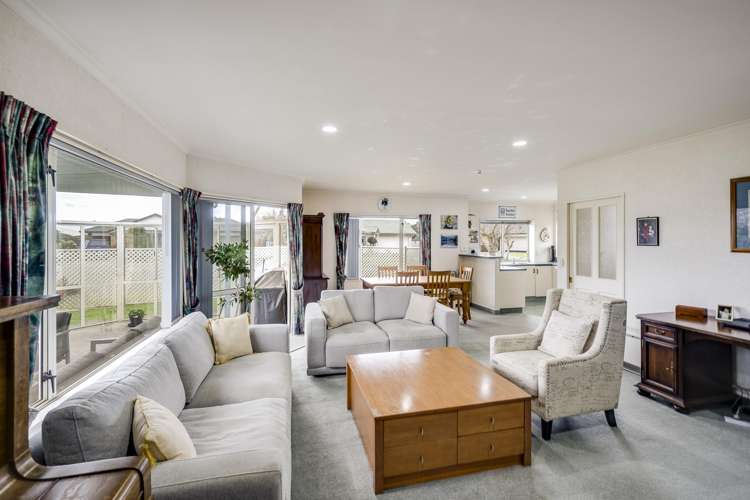 21 Alderney Way Taradale_4