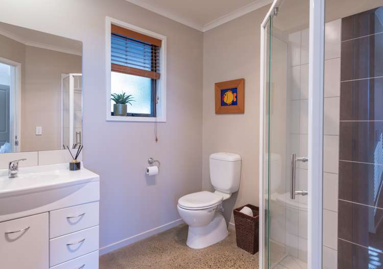 16 Frenchay Drive Atawhai_14