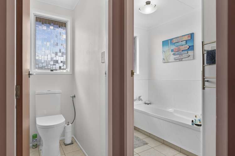 100 Riversdale Drive Merrilands_21