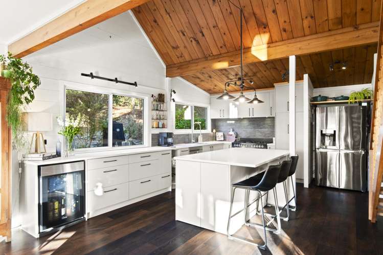 417 Paparata Road_5