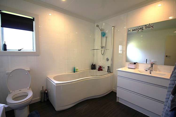 1384 Clifden Blackmount Road Wairaki_13