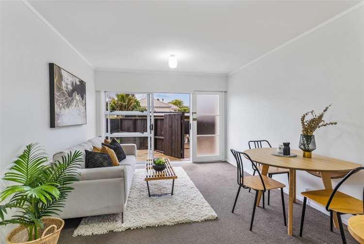 2/47 Grotto Street Onehunga_2