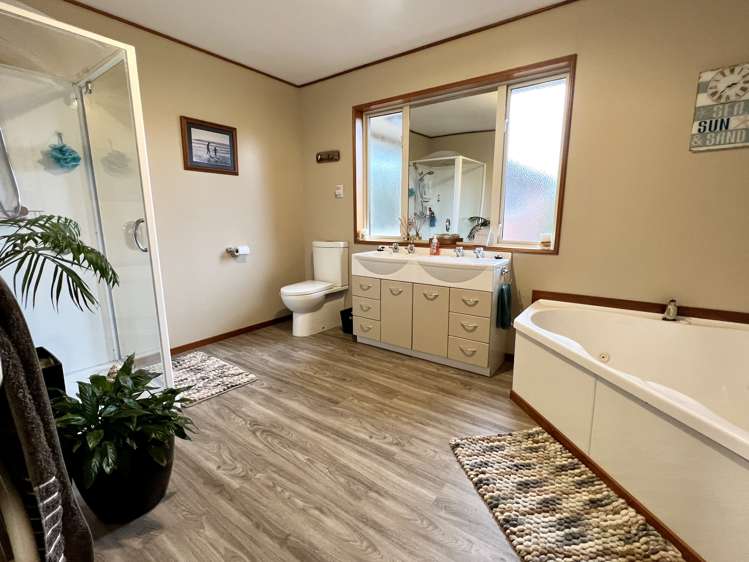 32 Raeburn Avenue Otatara_18