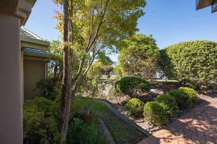 19 Olympus Way Richmond_19