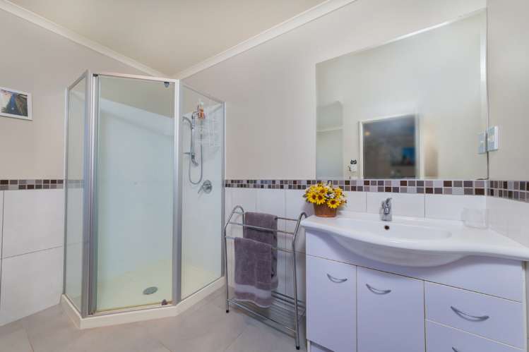 58 Clover Drive Henderson_17