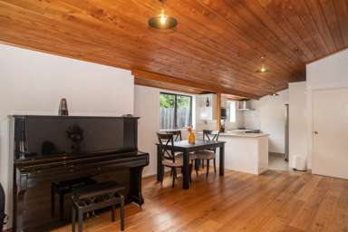 3/170 Blockhouse Bay Road_1