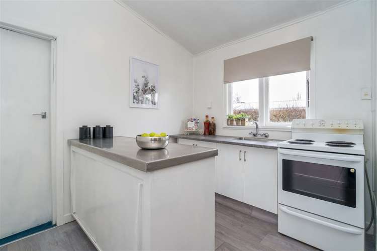 11 High Street Milton_6