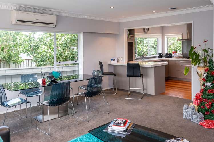 1/130 Cook Street Cockle Bay_6