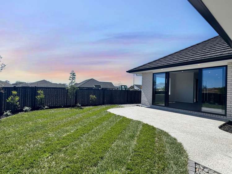 30 Tukutata Crescent_2