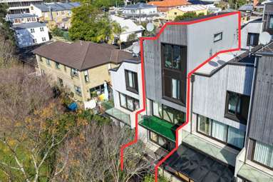 2/7 Arcadia Road_2