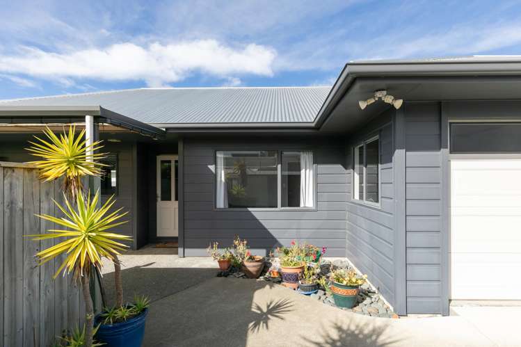 300A Park Road South Akina_12