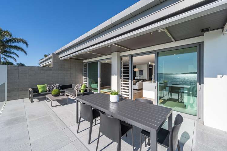 2/42 Bramley Drive Farm Cove_29