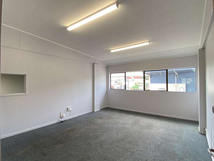 Unit 5/8-10 Firth Street Drury_3