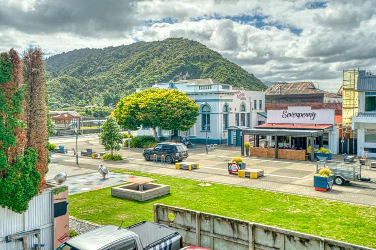 85 Mackay Street Greymouth_17