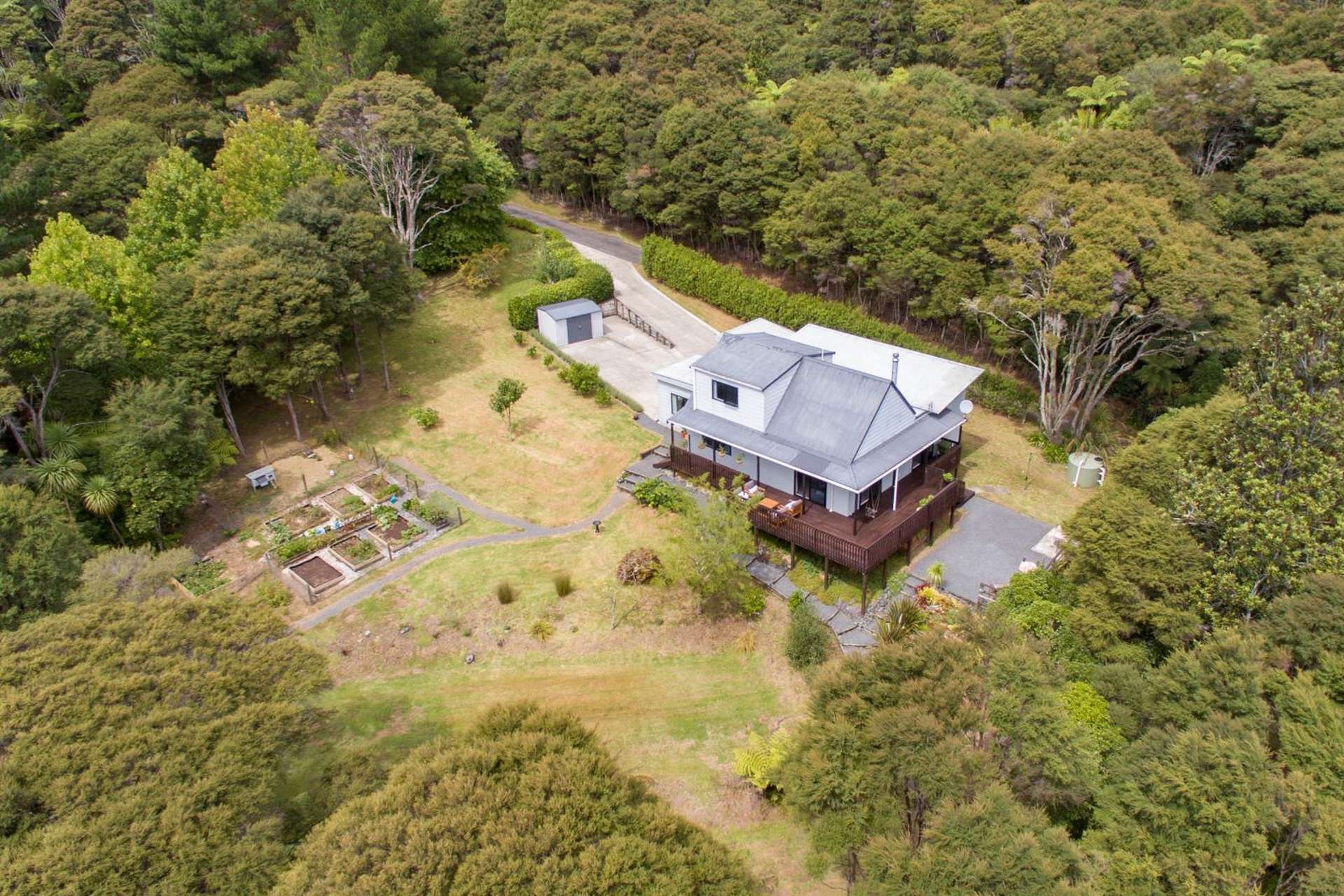 8 North Way Titirangi_0