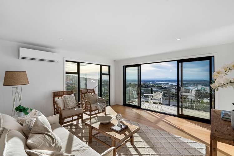 1/164 Soleares Avenue Mount Pleasant_4