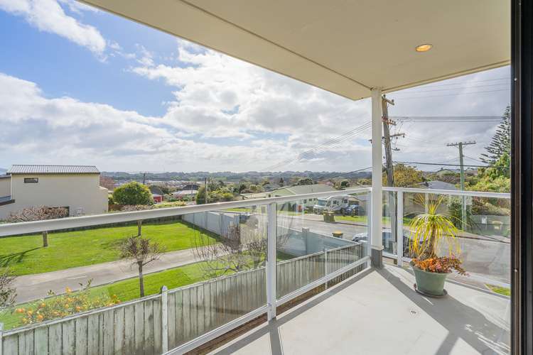 6 Kaka Street Waikanae_15