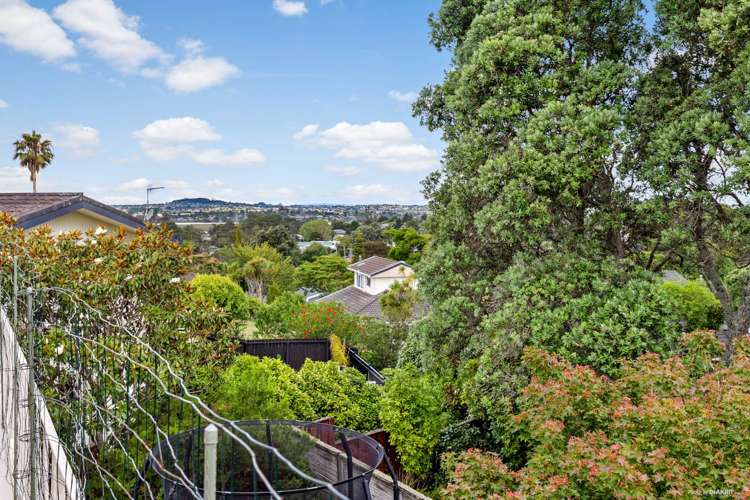 25 Taitua Drive Te Atatu South_19