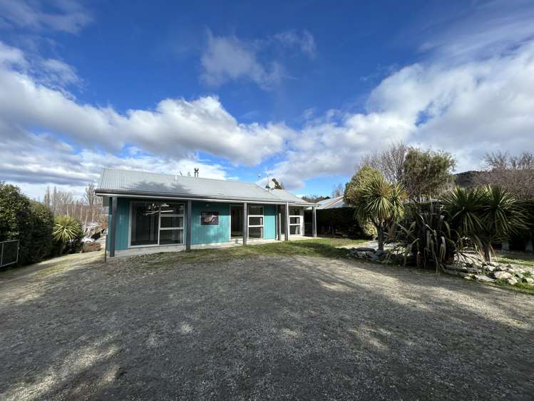 42 Bernard Road Wanaka_0