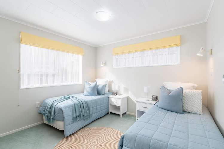 14 Akatea Road Korokoro_12