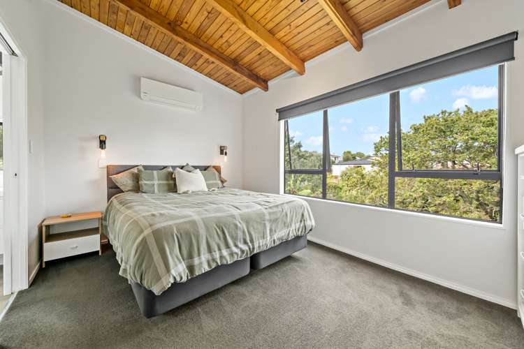 2/32 Patons Road Howick_16