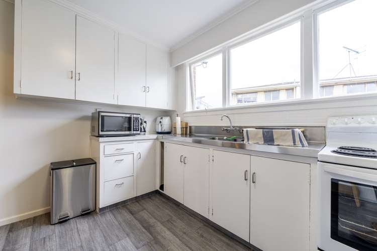 2/10 Hewlings Street Seaview_3