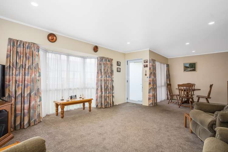 2c James Street Plimmerton_5