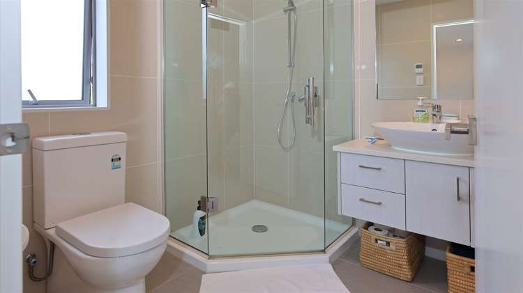 114 Lake Panorama Drive Henderson Valley_25