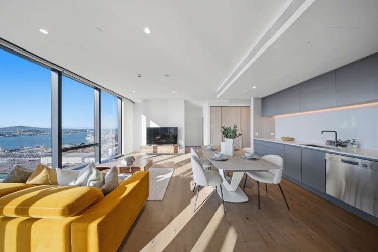 2901/10 Commerce Street City Centre_1