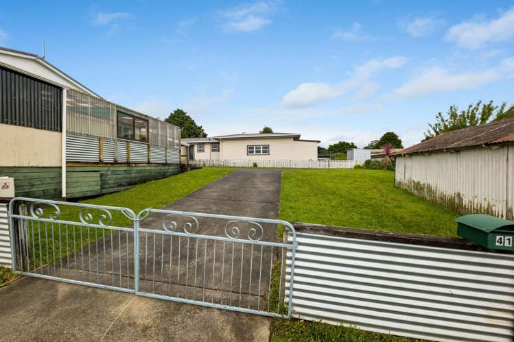 41 Hamlet Street Stratford_11