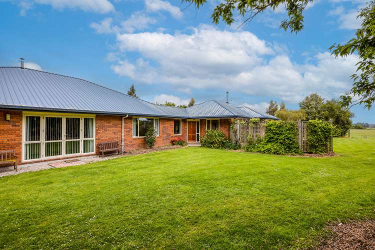 1701 Cust Road Cust_20