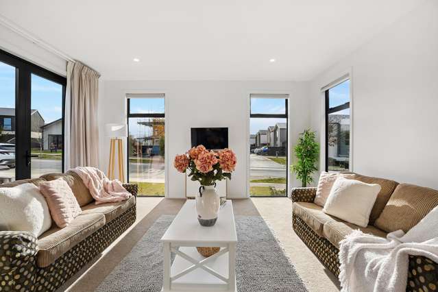 37 Wallis Drive Cromwell_1