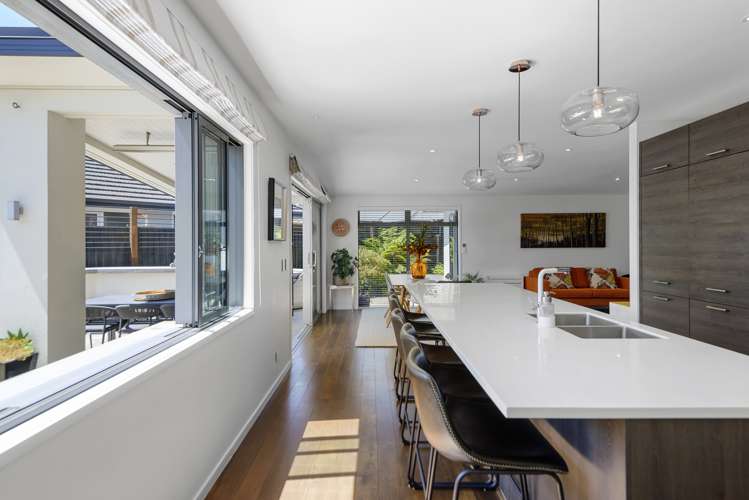 10 Horseshoe Lake Road Burwood_9