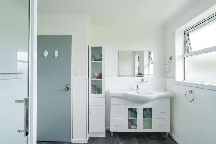 29 & 33 Dalry Street Wallacetown_8