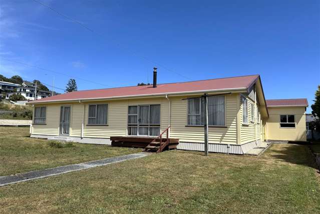 118 Tasman Street Karoro_1