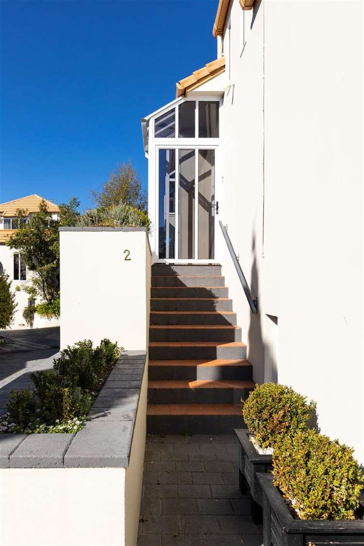 2/20 Up Francis Street Blenheim Central_24