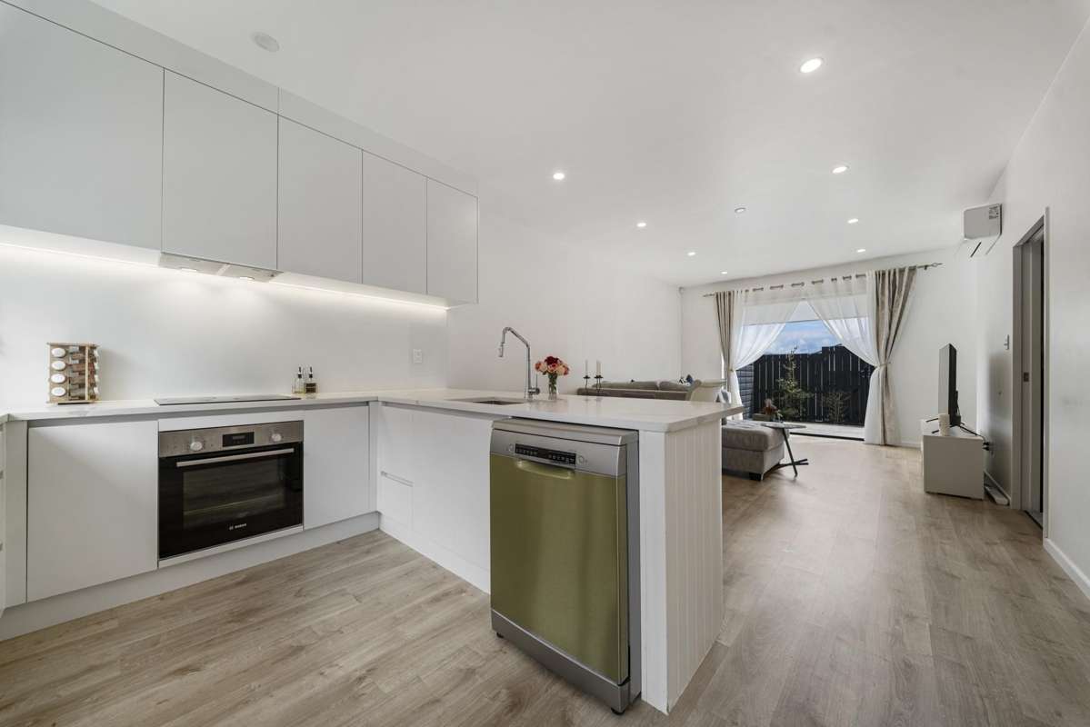 3/22 Heaphy Street_1