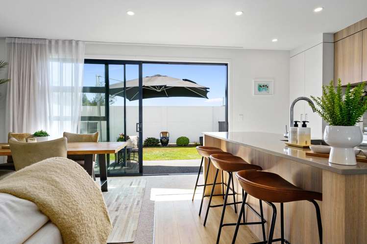 2/102 Swayne Road Cambridge_3