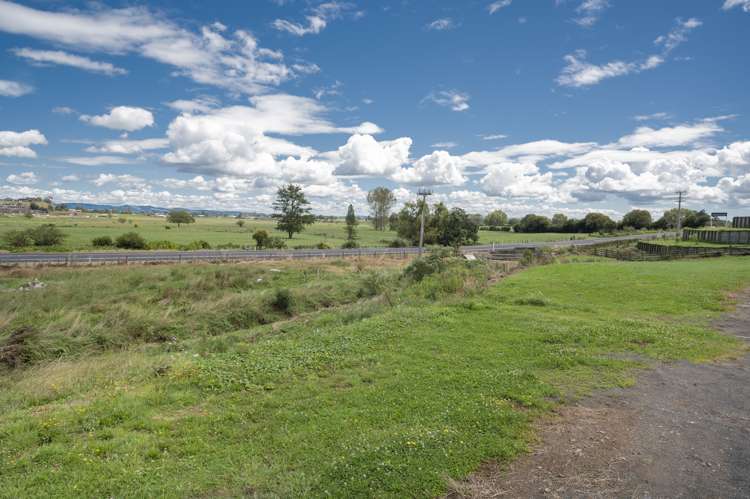 1 Colin Drive Paeroa_23