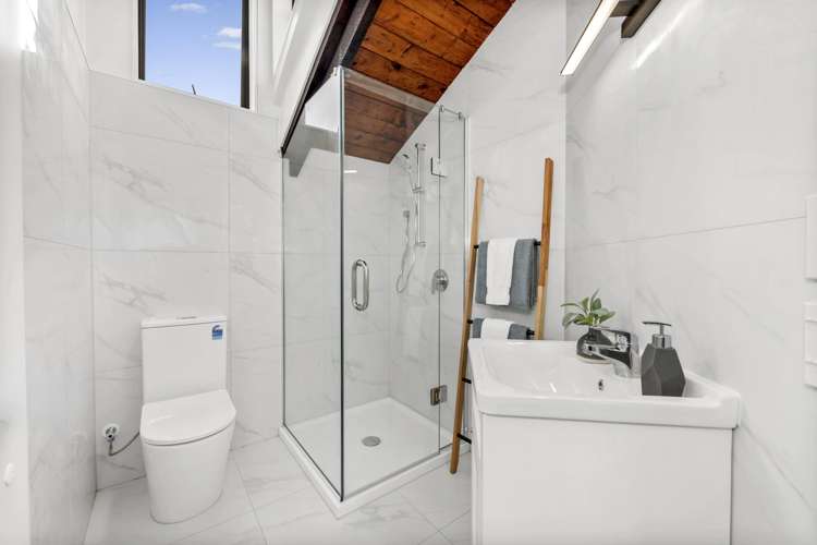 64A Mirrabooka Avenue Botany Downs_14