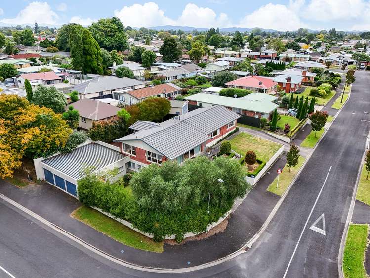 28 Springfield Crescent Enderley_25